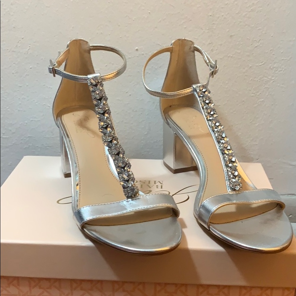 Jewel Badgley Mischka Silver wedding block heels